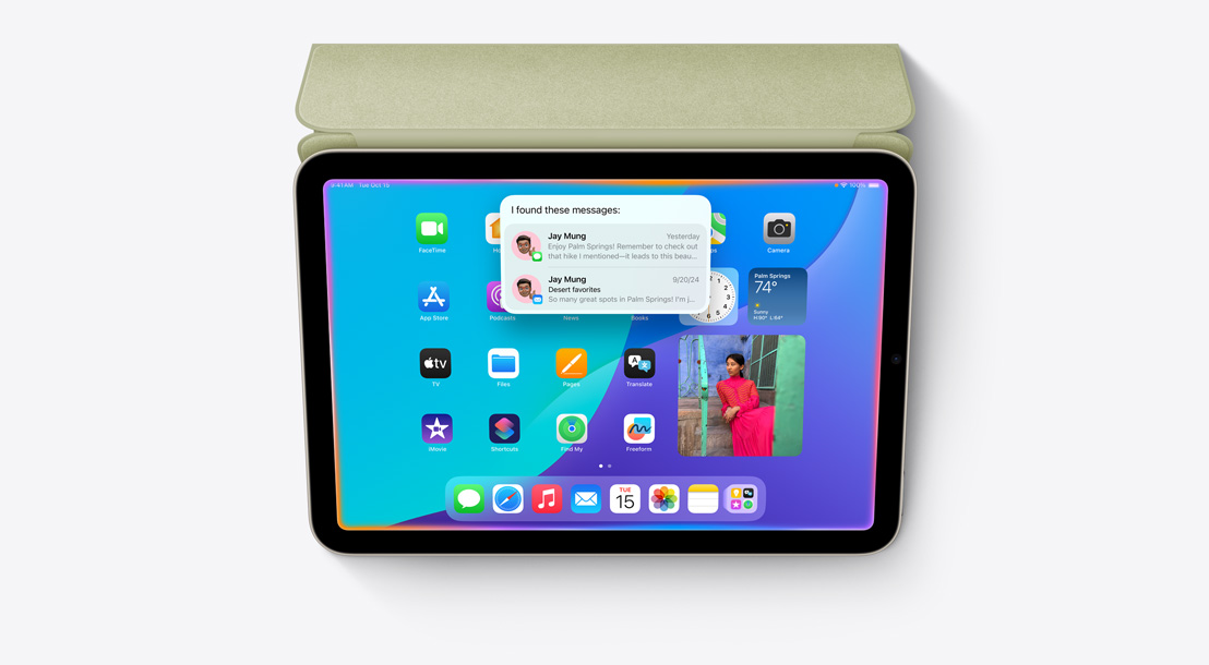 Apple Intelligence mostrando a busca contextual com a Siri no iPad mini com Smart Folio.