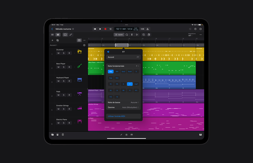 Modification des progressions de la piste d’accords dans Logic Pro pour iPad sur iPad Pro.