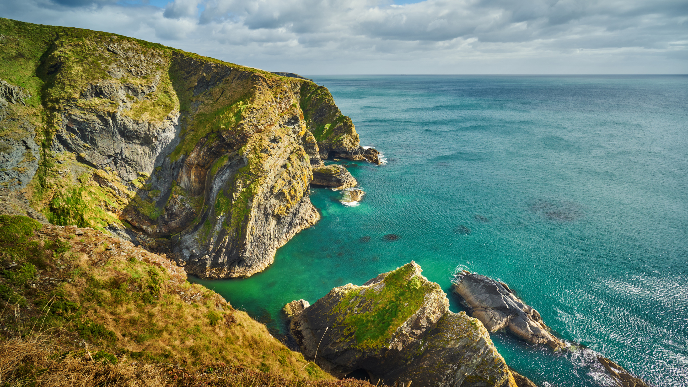 Malerische Küstenlandschaft in Cork, Irland.