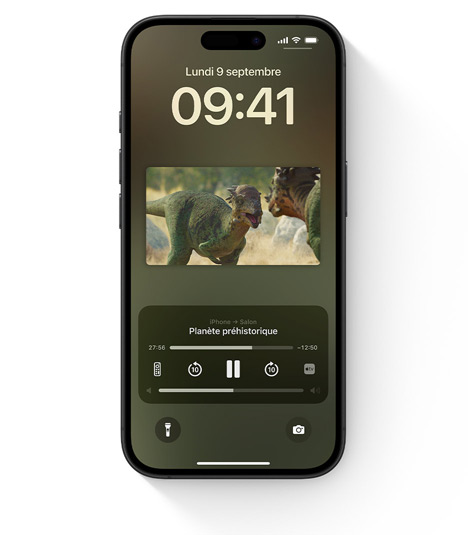 iPhone montrant les commandes intégrées de l’Apple TV